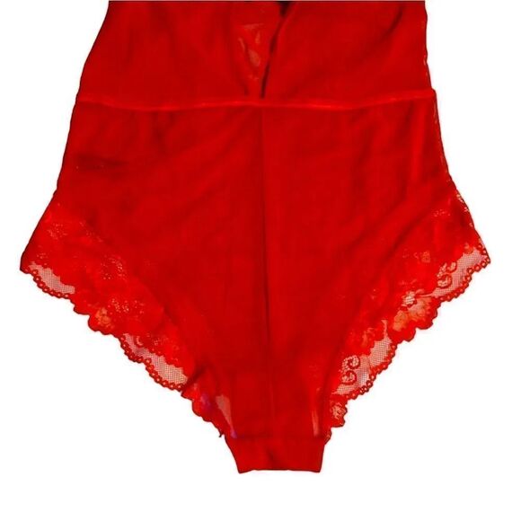 Just Sexy Barbados Cherry One Piece Lace Bodysuit Intimates Large NWT - Picture 9 of 14